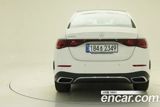 Mercedes-Benz E-Класс 2026 thumb 4