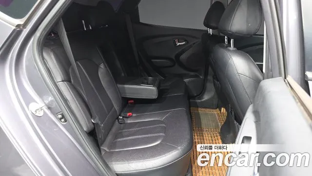 Hyundai Tucson 2013 thumb 12