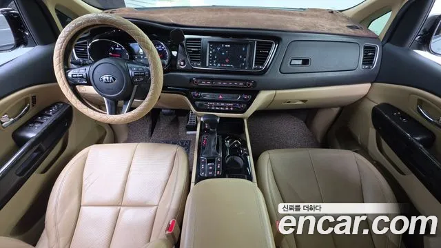 Kia Carnival 2019 thumb 7