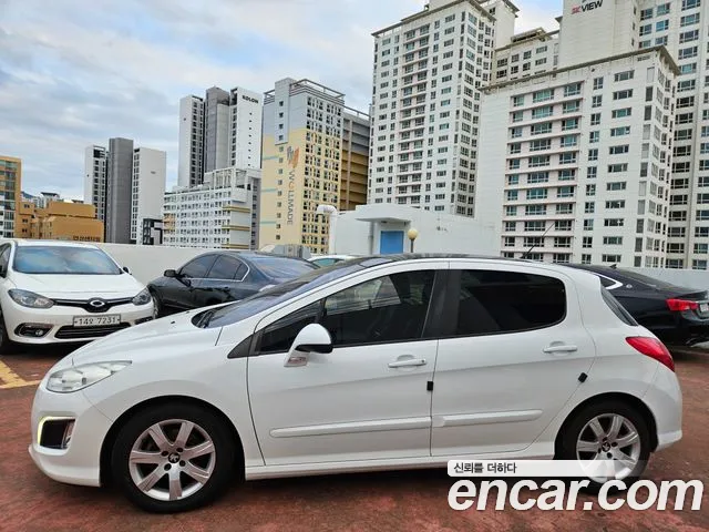 Peugeot 308 2013 thumb 7