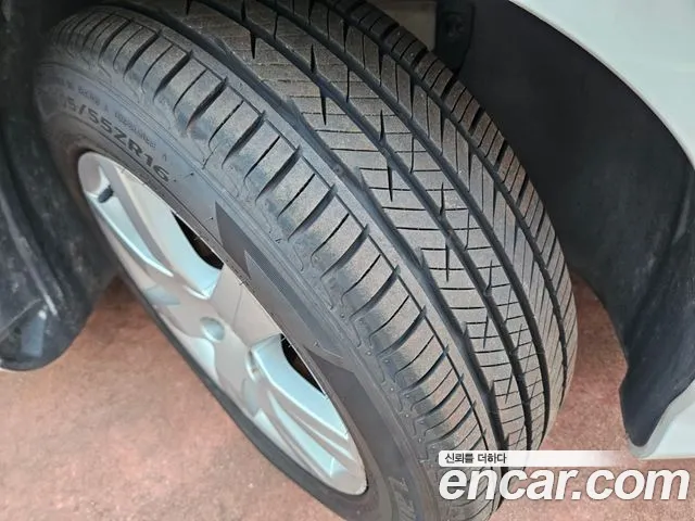 Peugeot 308 2013 thumb 9