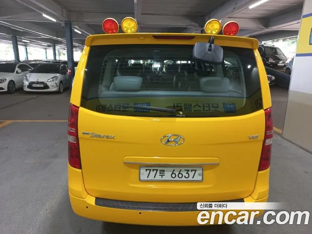 Hyundai Starex 2014 thumb 4
