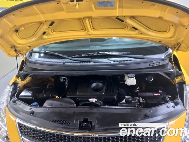 Hyundai Starex 2014 thumb 6