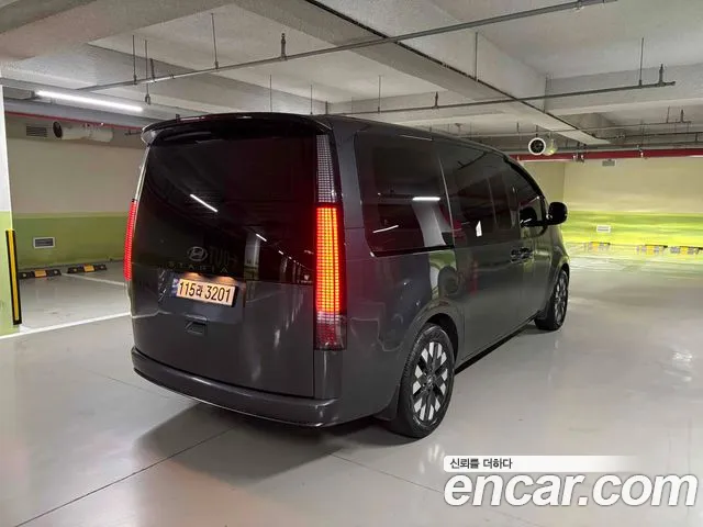 Hyundai Staria 2021 thumb 6