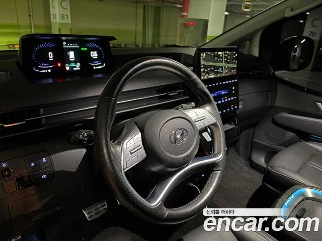 Hyundai Staria 2021 thumb 7
