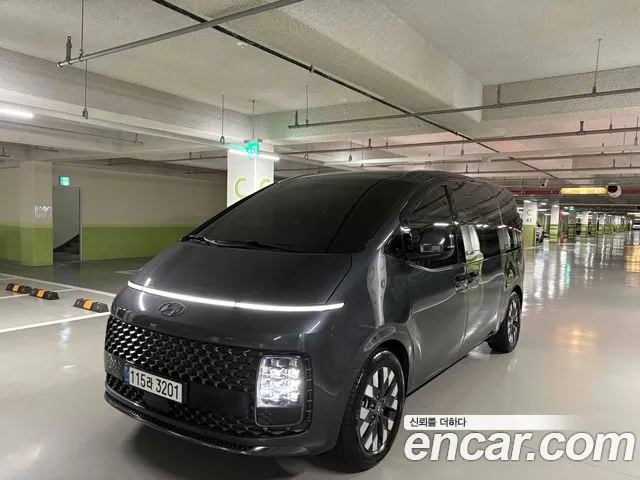 Hyundai Staria 2021 thumb 12