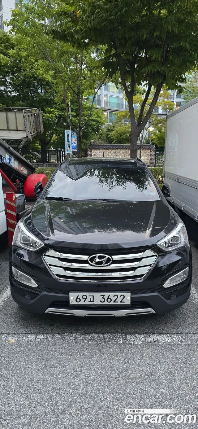 Hyundai Santa Fe 2013 thumb 3
