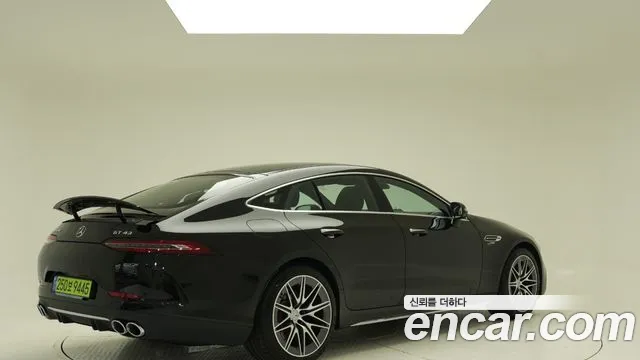 Mercedes-Benz AMG GT 2026 thumb 2