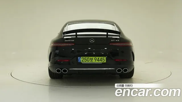 Mercedes-Benz AMG GT 2026 thumb 4