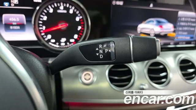 Mercedes-Benz E-Класс 2019 thumb 8