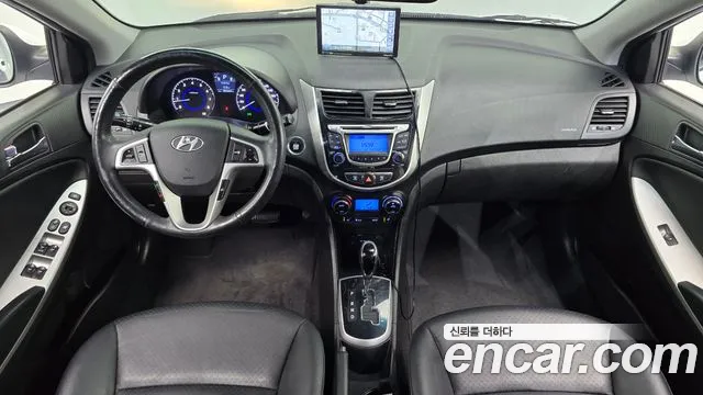 Hyundai Accent 2013 thumb 7