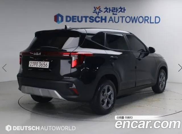 Kia Seltos 2024 thumb 2