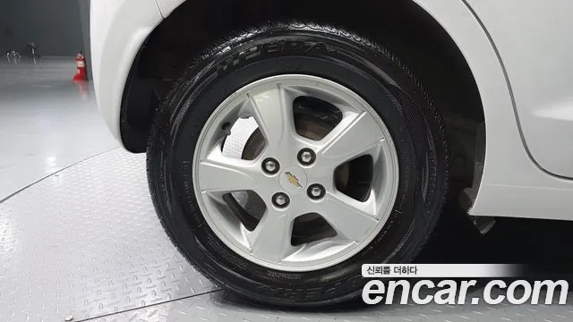 ChevroletGMDaewoo Spark 2015 thumb 4