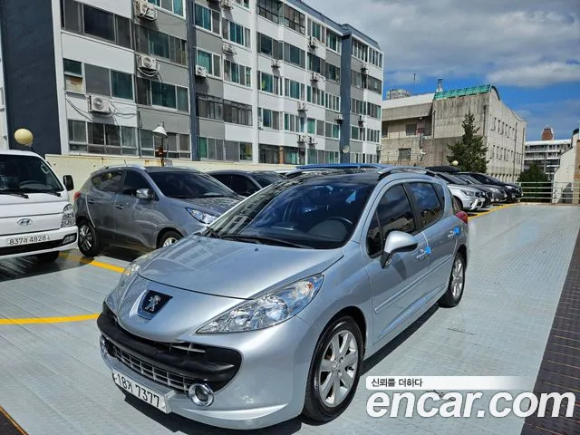 Peugeot 207 2008 thumb 2