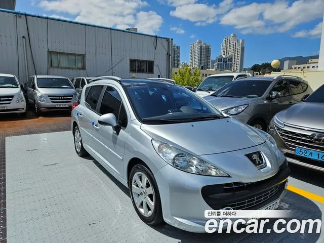 Peugeot 207 2008 thumb 8