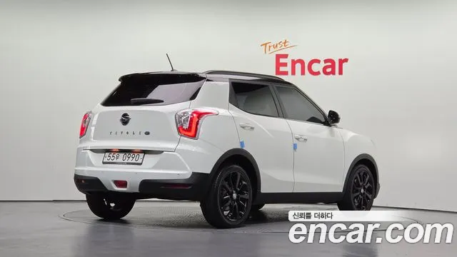 KG_Mobility_Ssangyong TIBOLI 2015 thumb 2