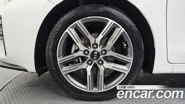 Kia K3 2019 thumb 5