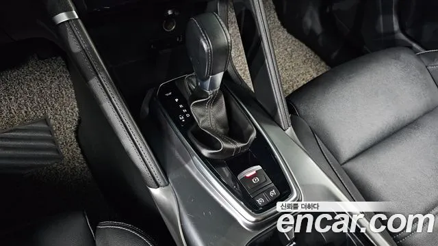 Renault-KoreaSamsung Koleos 2019 thumb 9