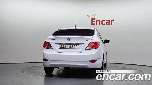 Hyundai Accent 2016 thumb 4