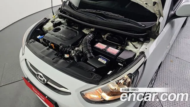 Hyundai Accent 2016 thumb 6