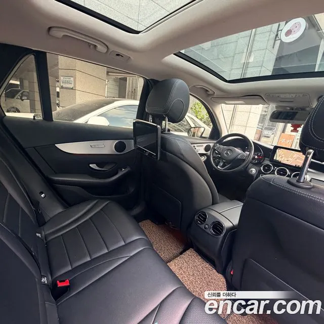 Mercedes-Benz GLC 2016 thumb 6