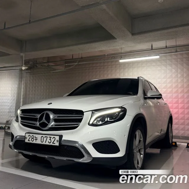 Mercedes-Benz GLC 2016 thumb 11