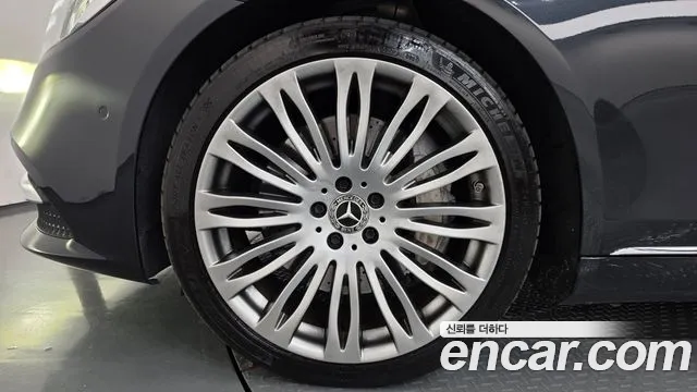 Mercedes-Benz S-Класс 2019 thumb 4