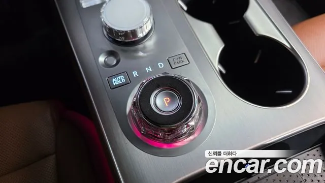 Genesis GV70 2025 thumb 9
