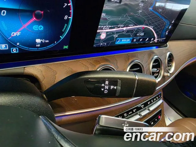 Mercedes-Benz E-Класс 2022 thumb 9