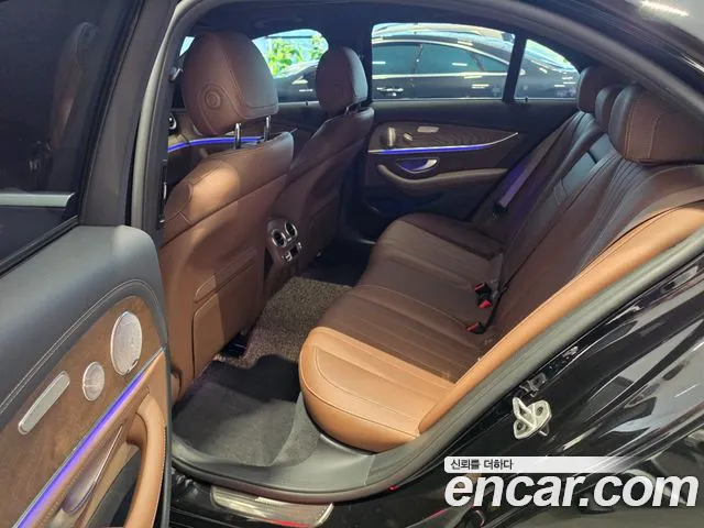 Mercedes-Benz E-Класс 2022 thumb 10