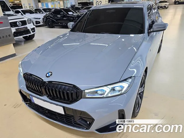 BMW 3-Series 2024 thumb 3