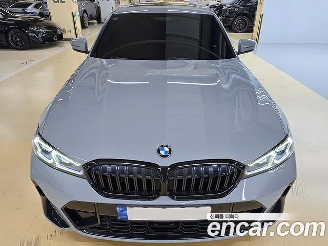 BMW 3-Series 2024 thumb 4