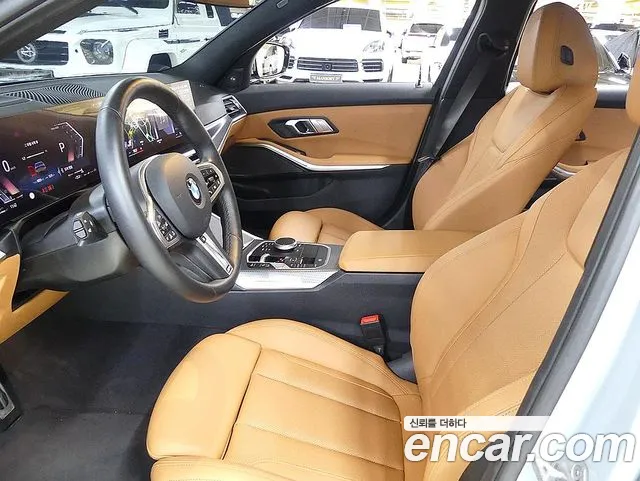 BMW 3-Series 2024 thumb 7
