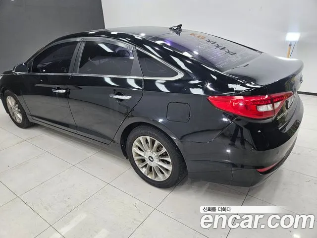 Kia Lotze 2009 thumb 5