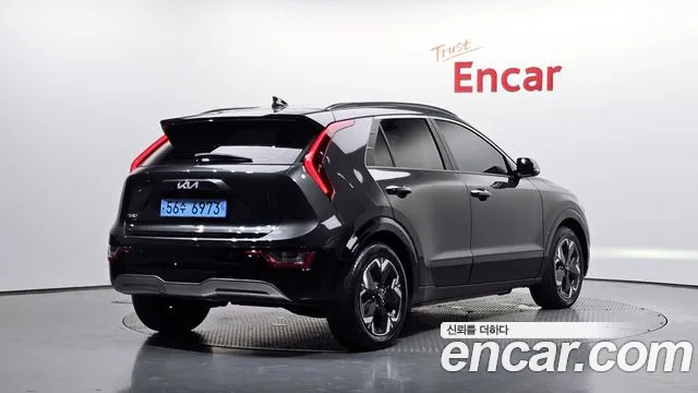Kia Niro 2022 thumb 2