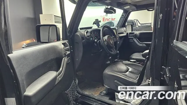 Jeep Wrangler 2013 thumb 10
