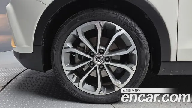 KG_Mobility_Ssangyong TIBOLI 2019 thumb 5