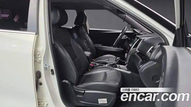 KG_Mobility_Ssangyong TIBOLI 2019 thumb 11