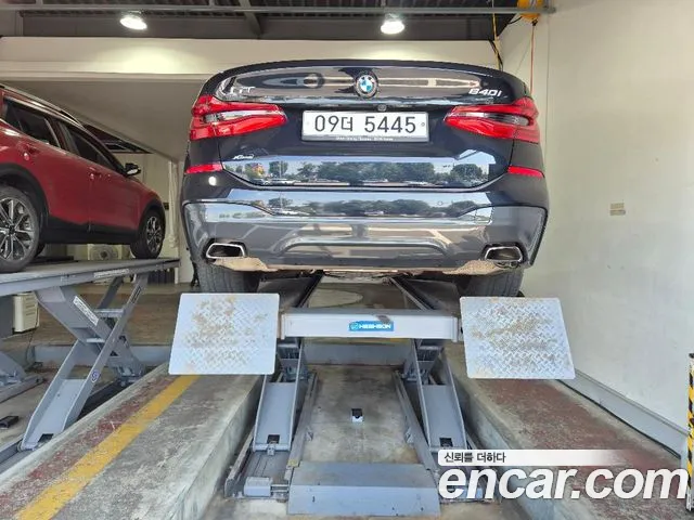BMW Gran Turismo 2018 thumb 2