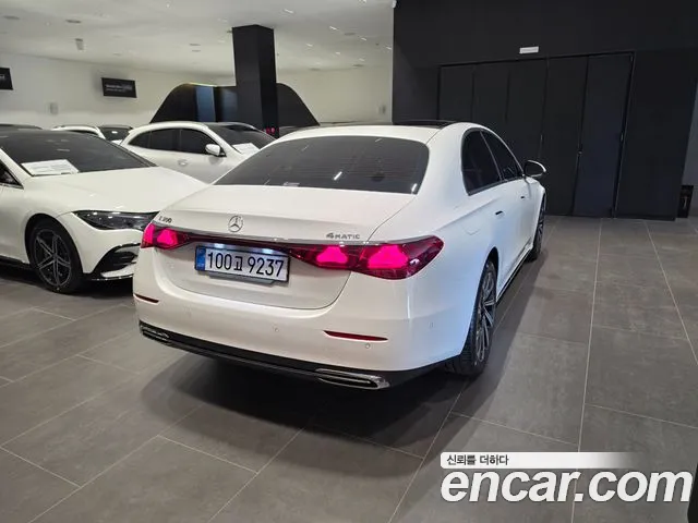 Mercedes-Benz E-Класс 2026 thumb 2