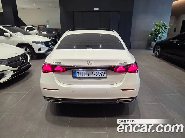 Mercedes-Benz E-Класс 2026 thumb 4