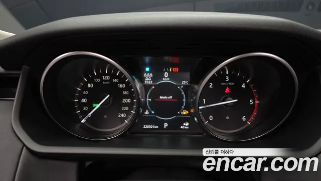 Land Rover Discovery 2019 thumb 8