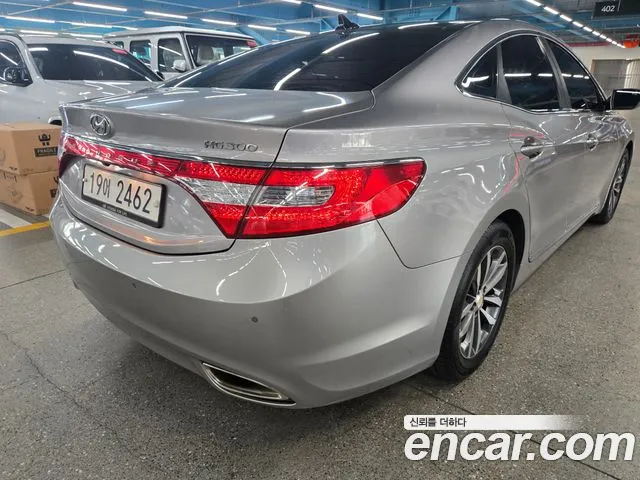 Hyundai Grandeur 2011 thumb 6