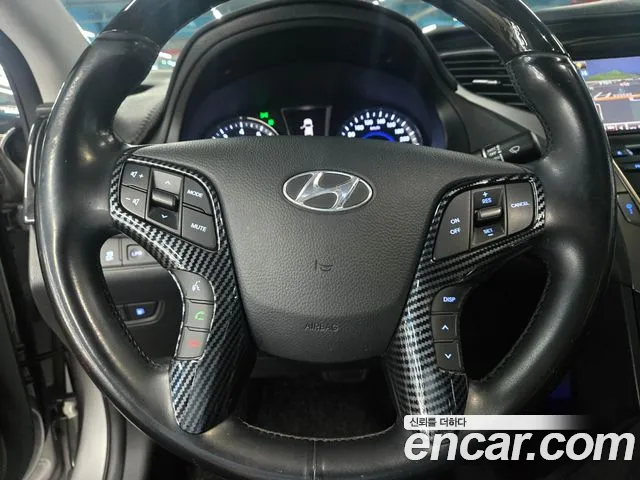 Hyundai Grandeur 2011 thumb 10