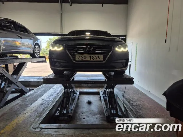 Hyundai Grandeur 2017 thumb 4