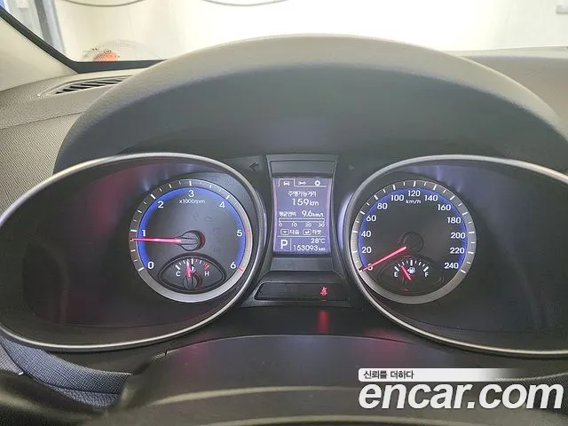 Hyundai Santa Fe 2012 thumb 6