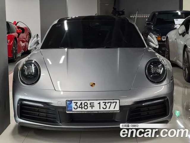 Porsche 911 2020 thumb 12