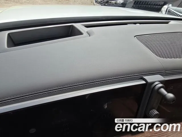 Hyundai Santa Fe 2024 thumb 11