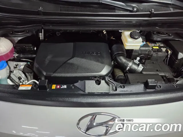 Hyundai Staria 2022 thumb 6