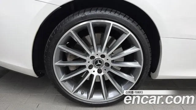 Mercedes-Benz E-Класс 2021 thumb 5